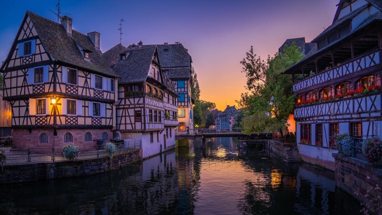 Le Strasbourgeois Lägenhet Illkirch-Graffenstaden Exteriör bild